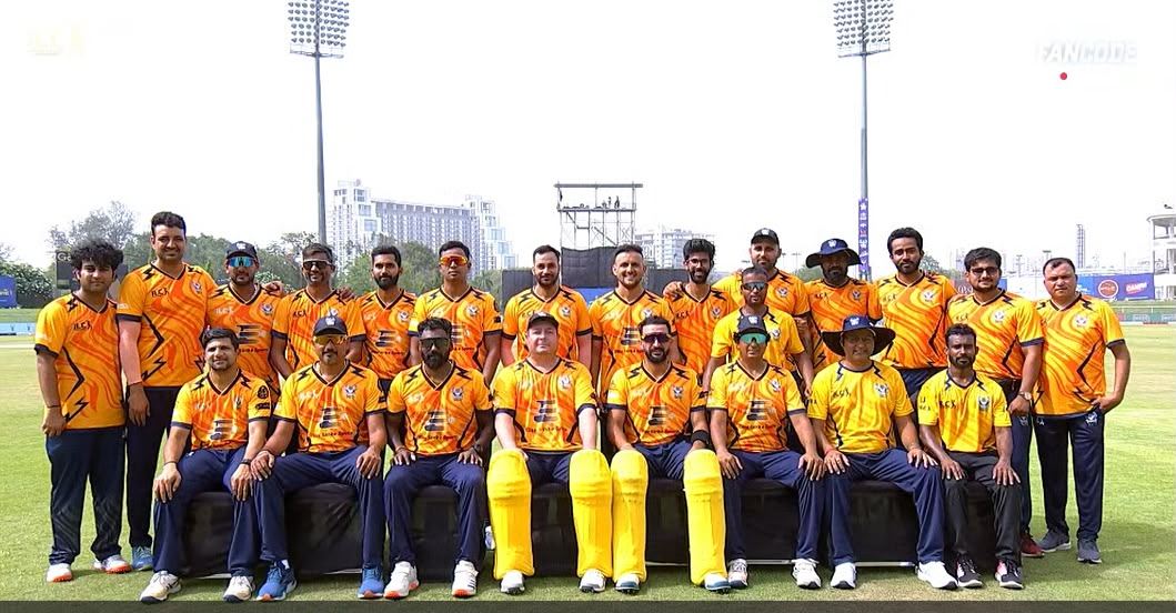 Dr. Sandeep with the Trans Titans cricket team at ICL